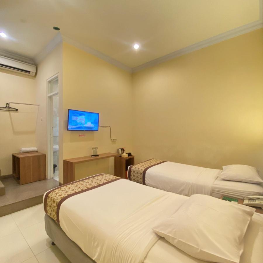 Riverstone Hotel & Cottage Batu  Eksteriør billede