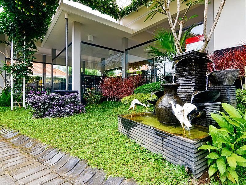Riverstone Hotel & Cottage Batu  Eksteriør billede