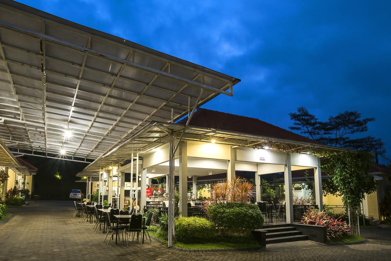 Riverstone Hotel & Cottage Batu  Eksteriør billede